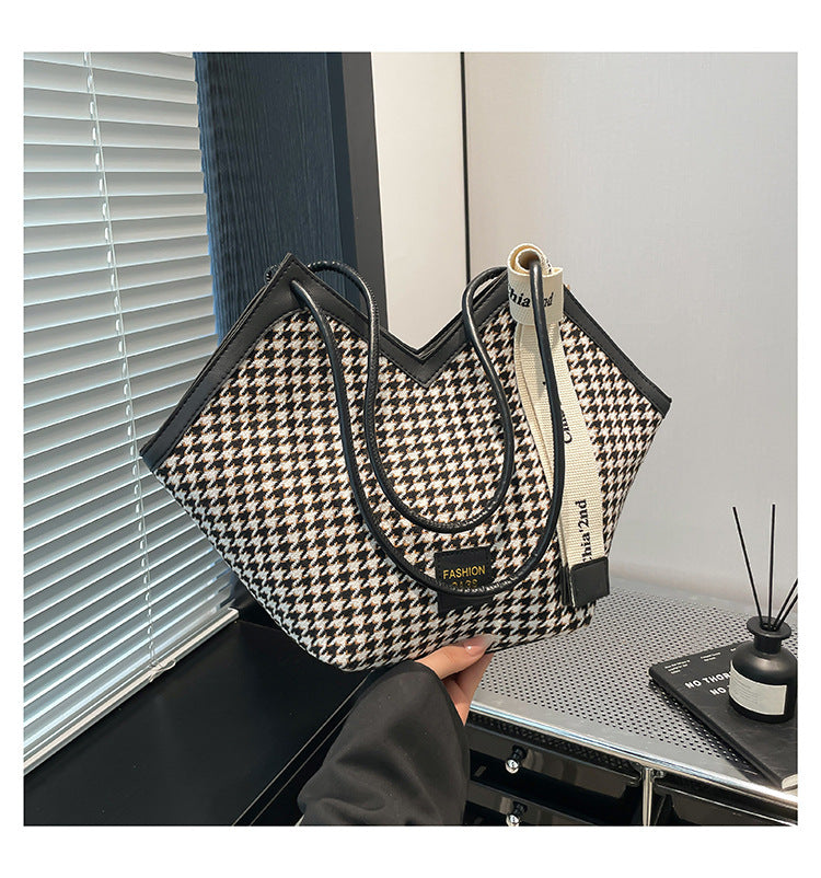 6748531696986bf708efa917af8a2283